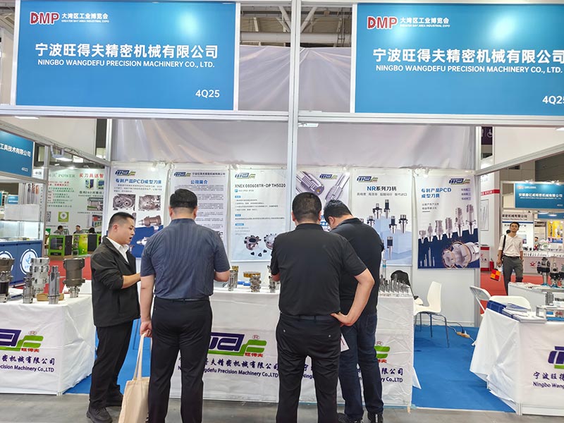 Ningbo Wangdefu Precision Machinery Showcases på DMP Greater Bay Area Industrial Expo 2025